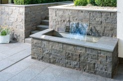 Mauersteine Akiuco-Basalt