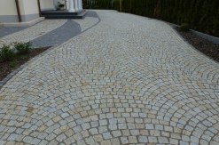 Granit Oberseite gespalten