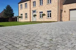 Granit Oberseite gespalten