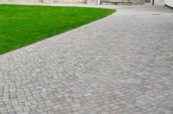 Grauwacke Oberseite gespalten