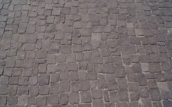 Akiuco Basalt Oberseite gespalten