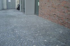 gebrauchtes Basaltpflaster