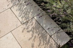 Travertin Oberseite gesaegt