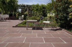 Quarzsandstein Oberseite gespalten